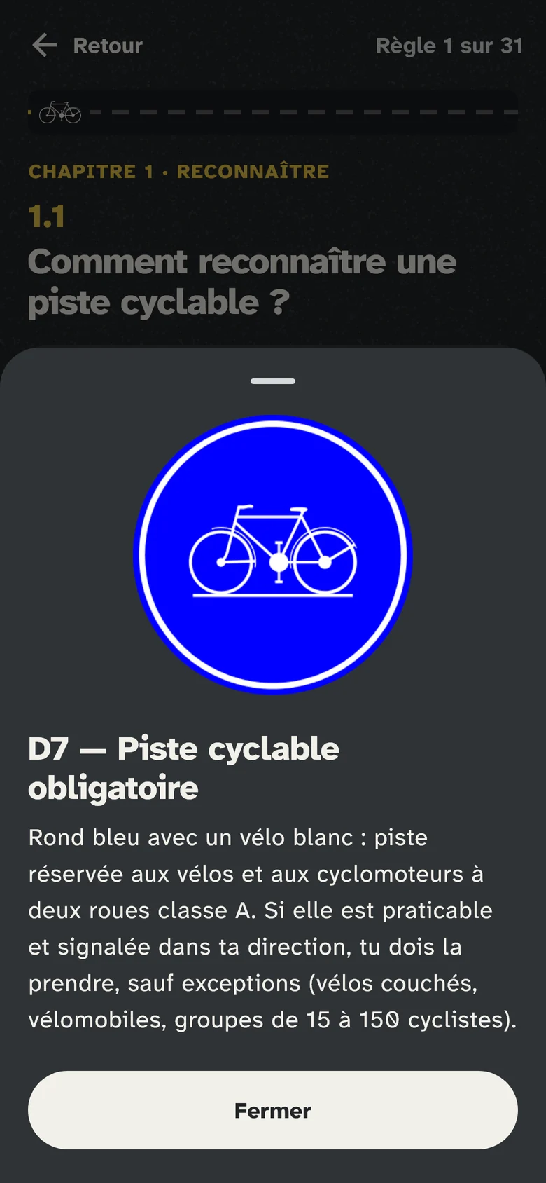 Le panneau D7 affiché en grand, avec son explication : piste cyclable obligatoire.